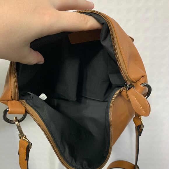 Inzi Faux Leather Adjustable Crossbody Bag Brown Medium Minimalist Timeless - Picture 9 of 9